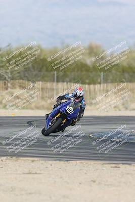 media/Jan-15-2026-Racers Edge (Thu) [[dfebeb70ab]]/2-A Group/Session 5 Turn 2/